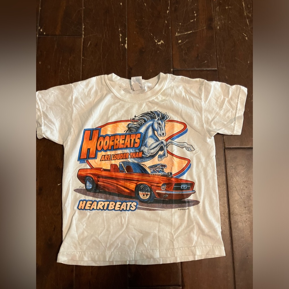 Hoofbeats Mustang Vintage Car Shirt Kids